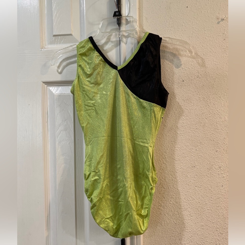 Womens GK Leo size Adult Medium